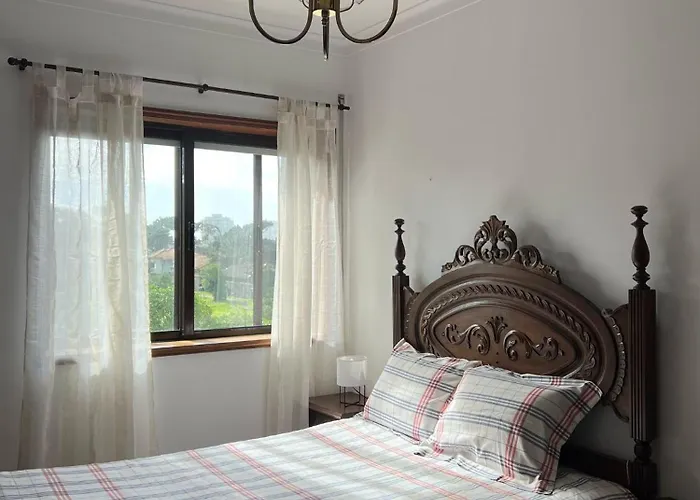 Lovely 2 Bedroom Apartment 100M From The Beach